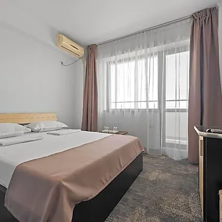 Coral 3*