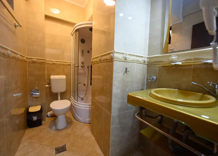 Coral אפורי נורד